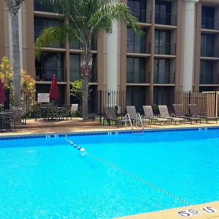 Ramada By Wyndham Metairie New Orleans Airport Hotel Exterior photo