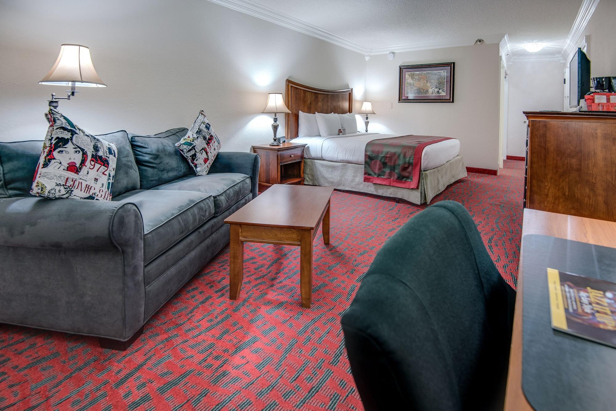 Ramada By Wyndham Metairie New Orleans Airport Hotel Exterior photo